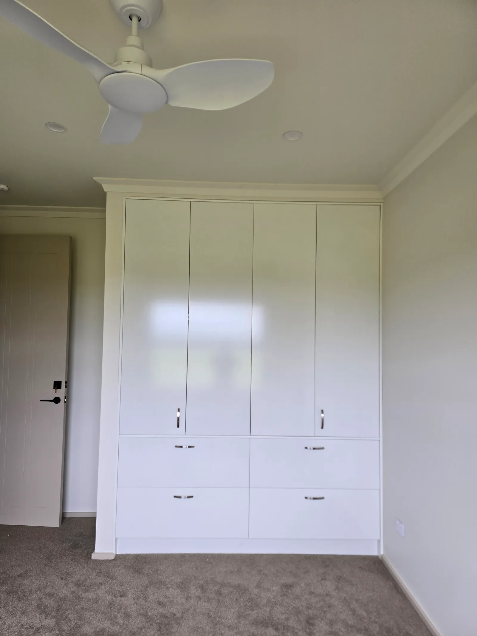 Full-Height Bedroom Wardrobe